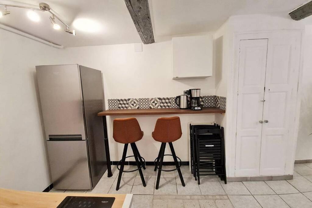 Gregbnb - T2 Design 42M2 - Toulon Est - Wifi Fibre - N5 Luaran gambar